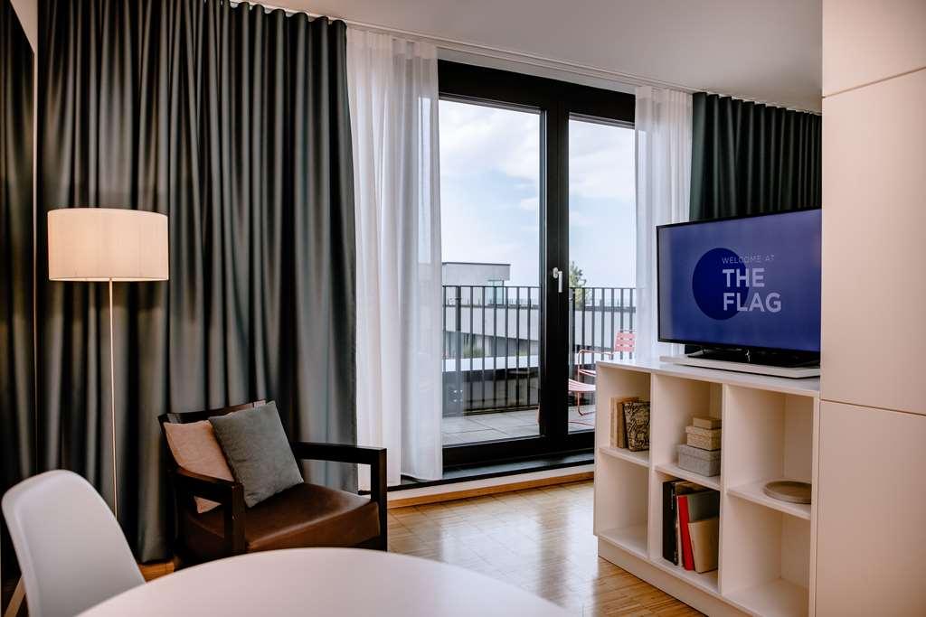 The Flag M. Aparthotel